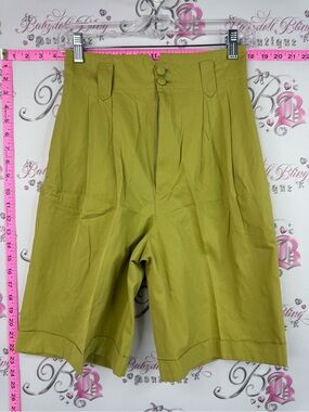 Bosch shorts retro vintage High-Waist Pleated Bermuda Shorts in Olive Green